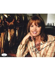 Jeanie Buss signed 8x10 Photo Los Angeles Lakers Owner JSA Authentication