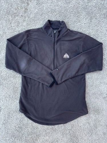 Nike ACG half zip pullover size Medium 