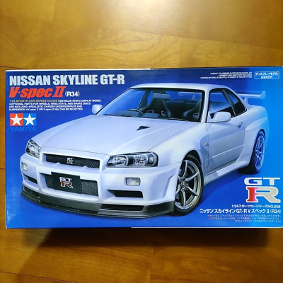 Tamiya 1/24 Nissan Skyline GT-R V-Spec II R34 Model Kit - JDM Plamo from japan