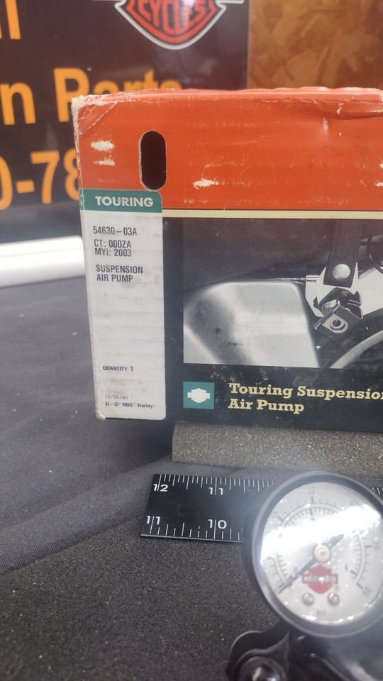 GENUINE OEM HARLEY DAVIDSON AIR SHOCK SUSPENSION PUMP TOURING 5463003A