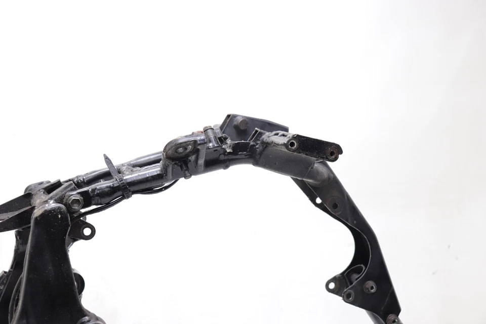 02-10 SUZUKI GZ250 OEM CUADRO PRINCIPAL CHASSI ***15 K MILLAS*** C *** RECTO Foto 2 de 4