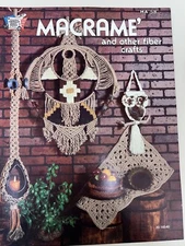 Vintage Hazel Pearson Creative American Craft Macrame Owl Pattern Booklet HA-58