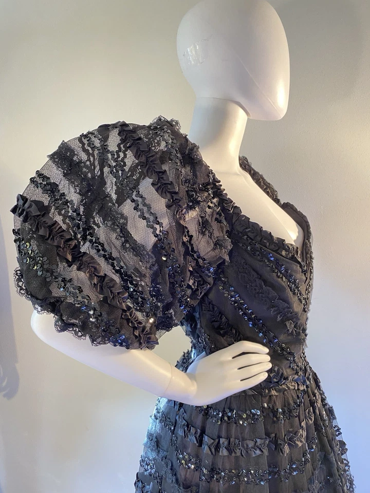 Vestido vintage Lillie Rubin años 70 entallado y estilo lentejuelas y superposición transparente, excelente estado Foto 2 de 4