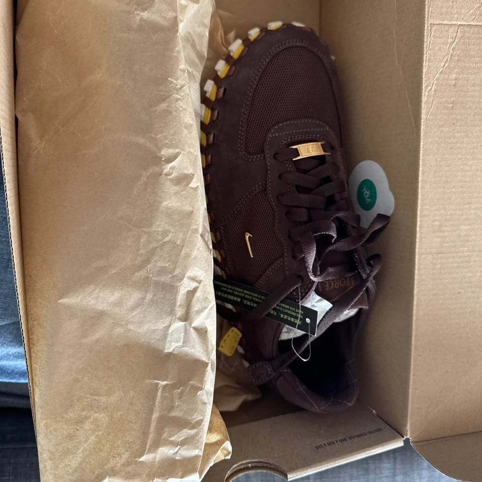 NIKE | Jacquemus x J Force 1 - Imagem 2 de 4