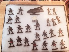NICE 1930s RAPAPORT LOT OF 26 PIECES BUCK ROGERS LEAD SPACE CADET FIGURES SHIP