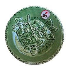 Bordallo Pinheiro Majolica Strawberry Green Set of 4 Salad Plates NEW