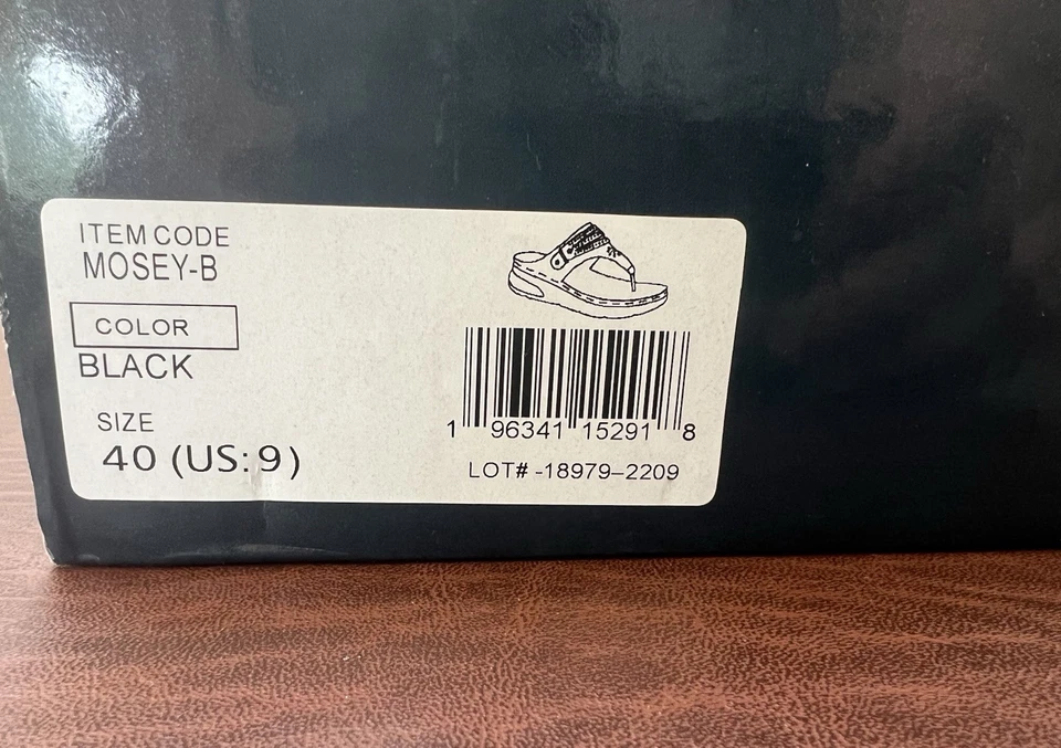 Women’s Spring Step Sandals Mosey-B Size 9 medium Black with Arch Support - Image 2 of 4