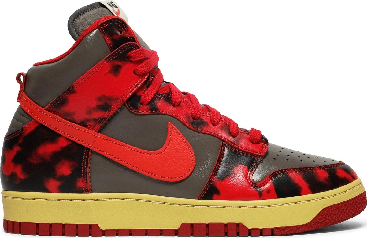 women's nike dunk hi white black red