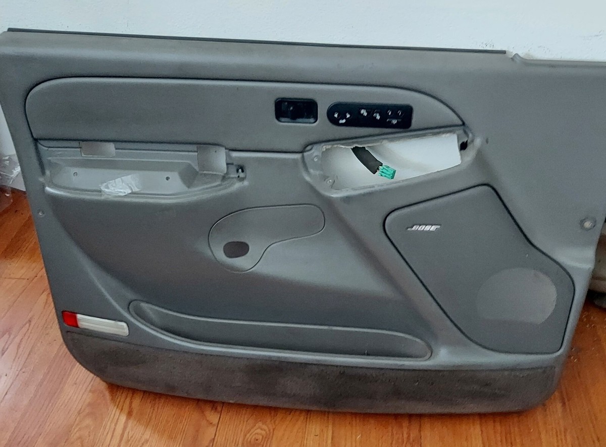 03-07 SILVERADO SIERRA AVALANCHE DRIVER FRONT door panel LIGHT