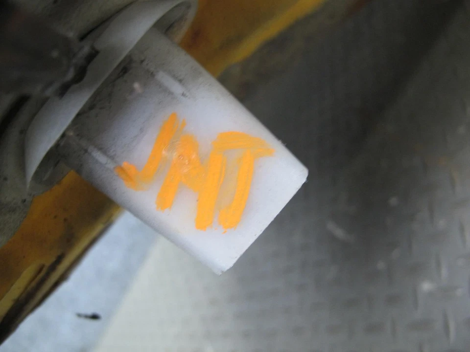 91-99 MITSUBISHI 3000GT ЗАДНЕЕ СИДЕНЬЕ НИЖНЯЯ КОЖАНАЯ ПОДУШКА БЕЖЕВЫЙ OEM - Изображение 2 из 4