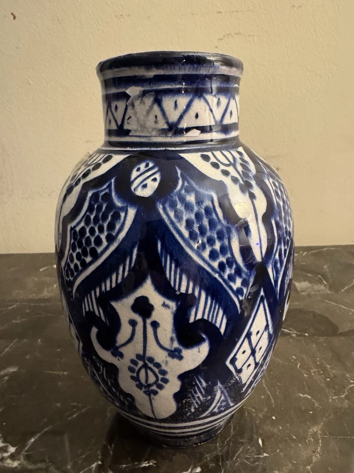 antique iznik persian pottery Vase - Image 2 of 4