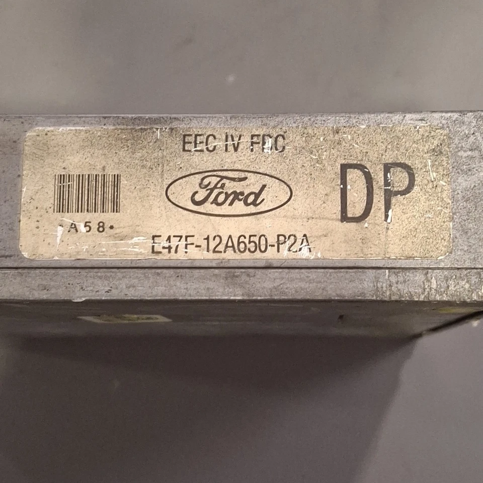 Ford Ranger 1984 2,8 L ECM/ECU E47F-12A650-P2A Foto 2 de 4