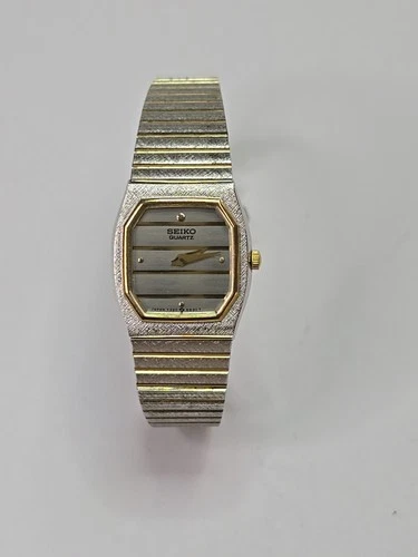 Vintage Seiko Quartz Women’s Watch Silver Gold Octagon 7320 1980s