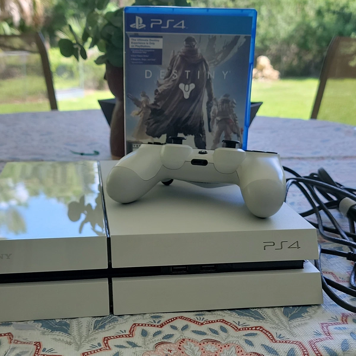 Preços baixos em Sony PlayStation 4 Branco HDMI Consoles de