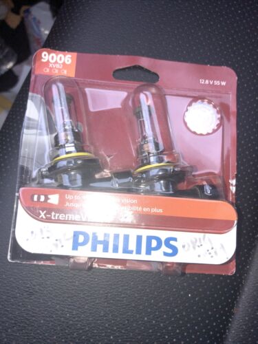 Philips 9006 Upgrade 100% More Bright White Light Bulb 2 Lamps Factory Sealed - Afbeelding 1 van 2