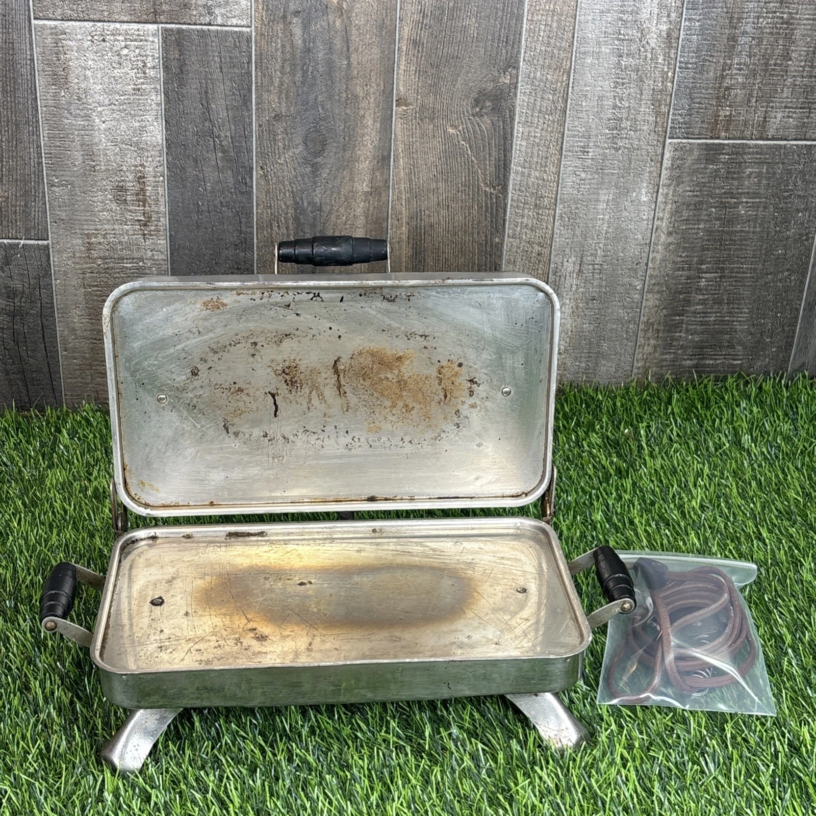 Vintage Electric Griddle Tested Working Unbranded
Opens in a new window or tab