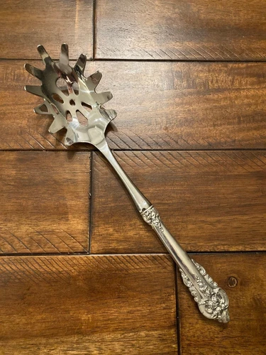 NICE WALLACE GRANDE BAROQUE PASTA SERVING SPAGHETTI STERLING SILVER GRAND SERVER