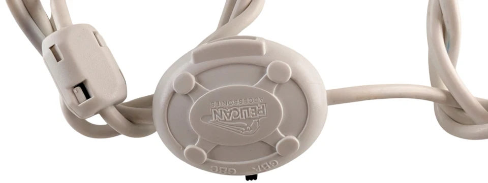 Pelican Light Shield Advance GBA screen light with GBA GBC link cable bundle set - Image 4 of 4