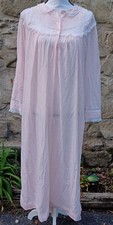 Barbizon Womens Size M Pink Semi Sheer Lace VTG Long Sleeve Nightgown