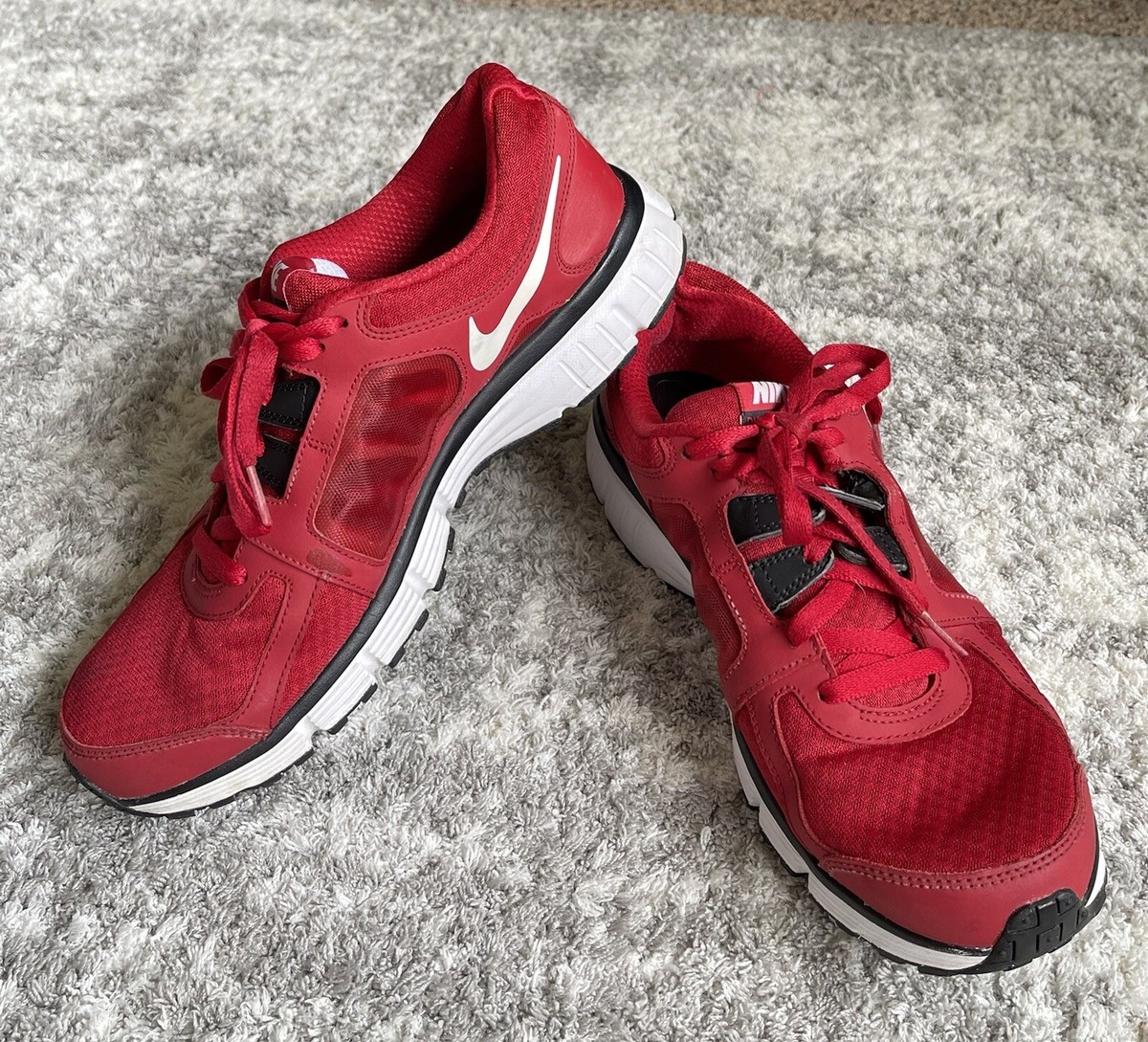 nike dual fusion st2 price