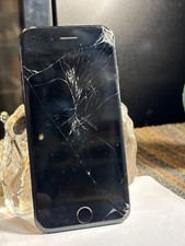 APPLE IPHONE 7 A1778 SMARTPHONE IN BLACK - FOR PARTS OR NOT WORKING