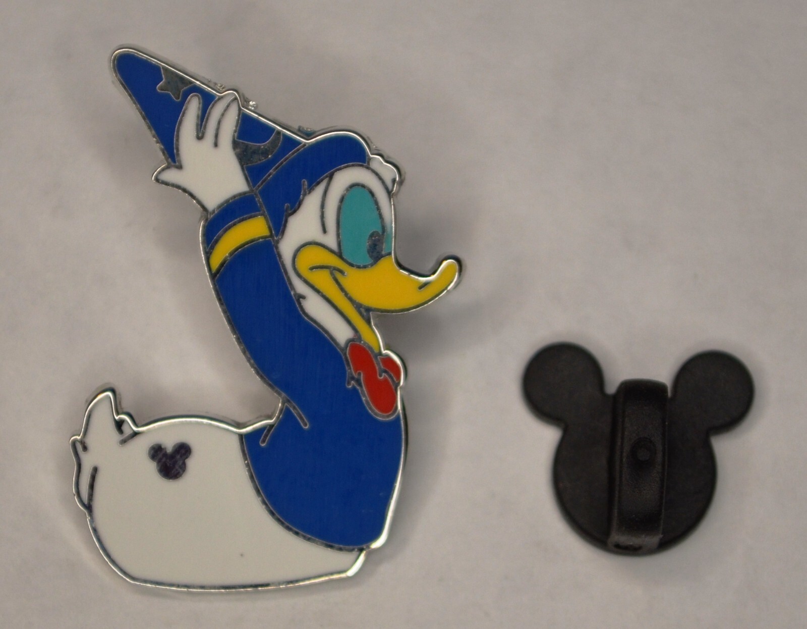 2007 DISNEY PIN DONALD DUCK SORCERER HAT HIDDEN MICKEY