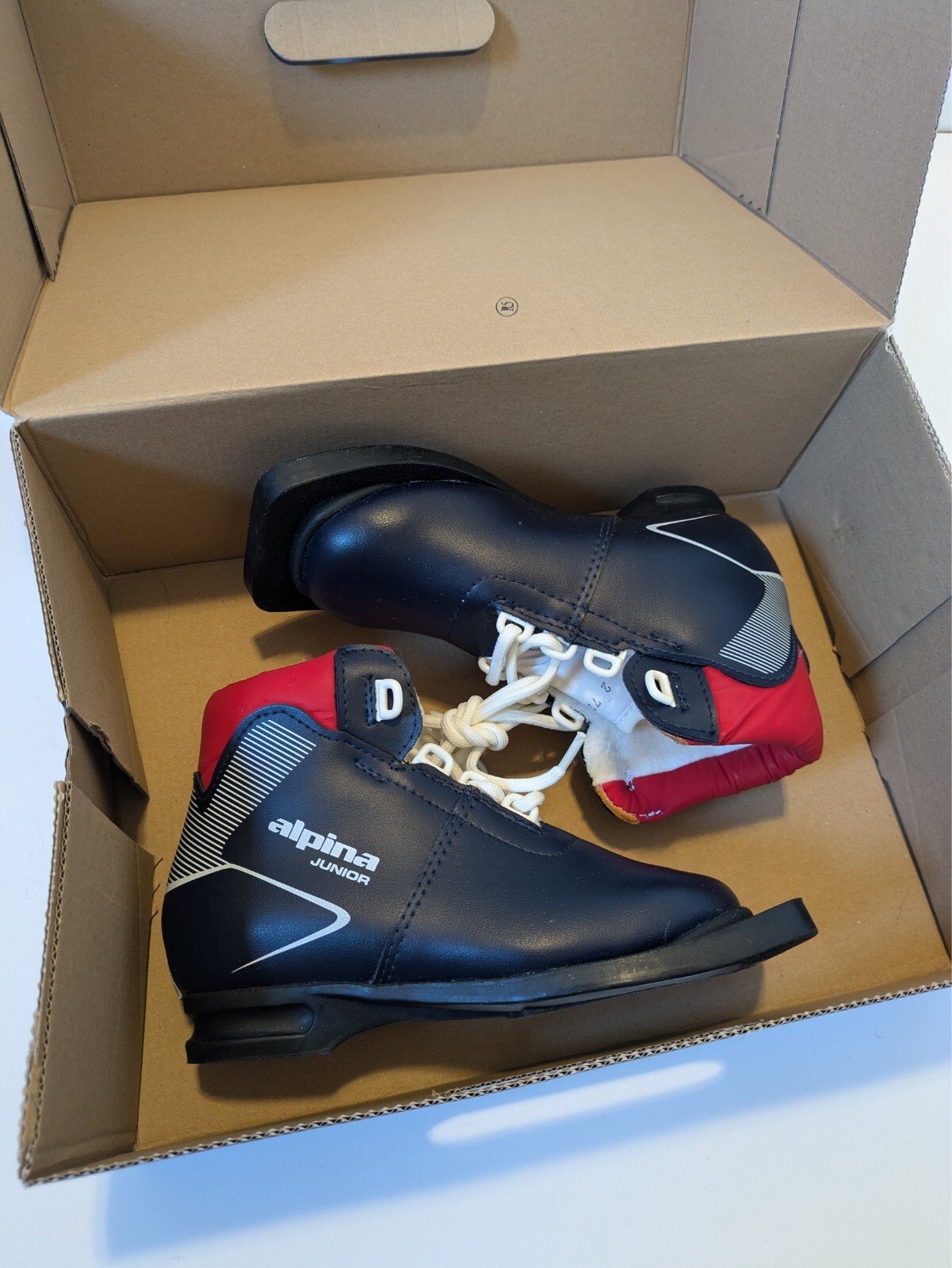 Alpina Junior Kids Cross Country Ski Boots Size 29 US 12 NN 3 Pin New with Box