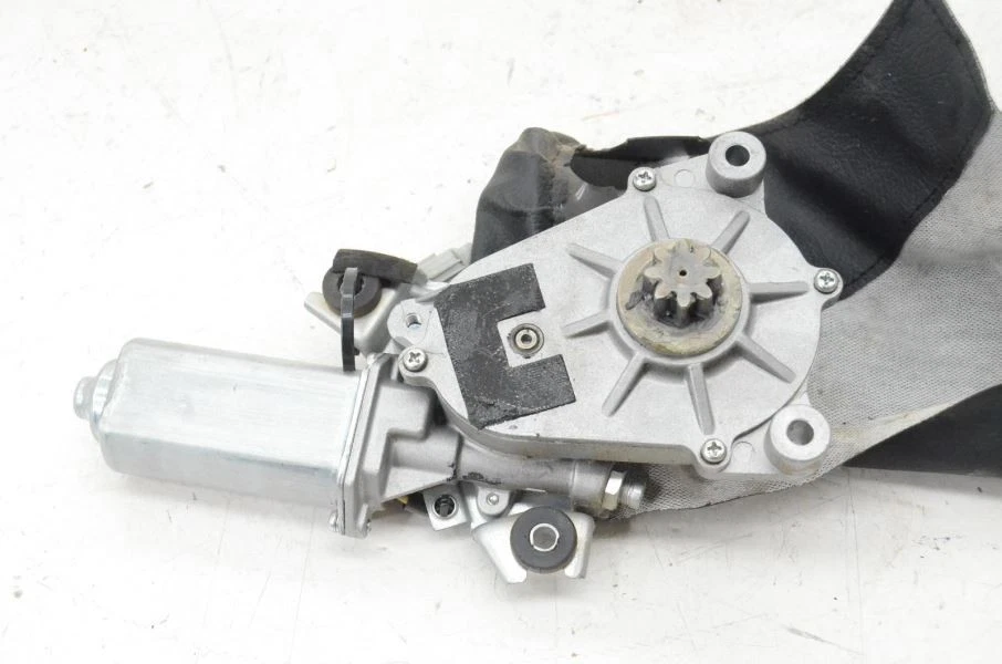 2004-2009 Nissan 350Z Vert VQ35HR Passenger Right Side Convertible Top Motor - Image 4 of 4