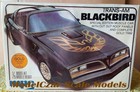 1977 PONTIAC 'BLACKBIRD' T/A 1/25 MPC #1-0777 MODEL KIT, OPEN BOX W/BAGGED PARTS — photo 1
