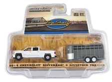 1:64 GreenLight 2014 Chevrolet Silverado w/ Livestock Trailer Hitch Exclusive