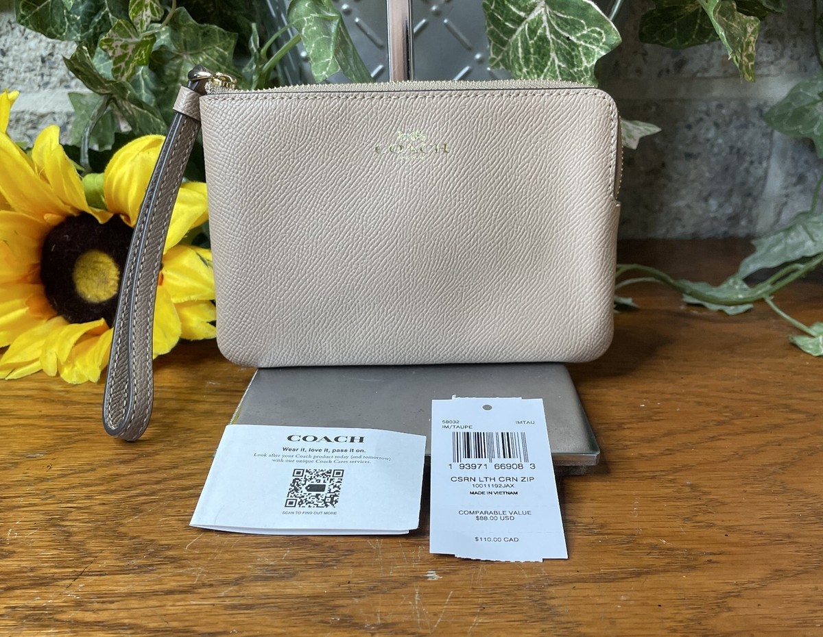 NWT COACH CORNER ZIP WRISTLET IN CROSSGRAIN LEATHER 58032 WALLET