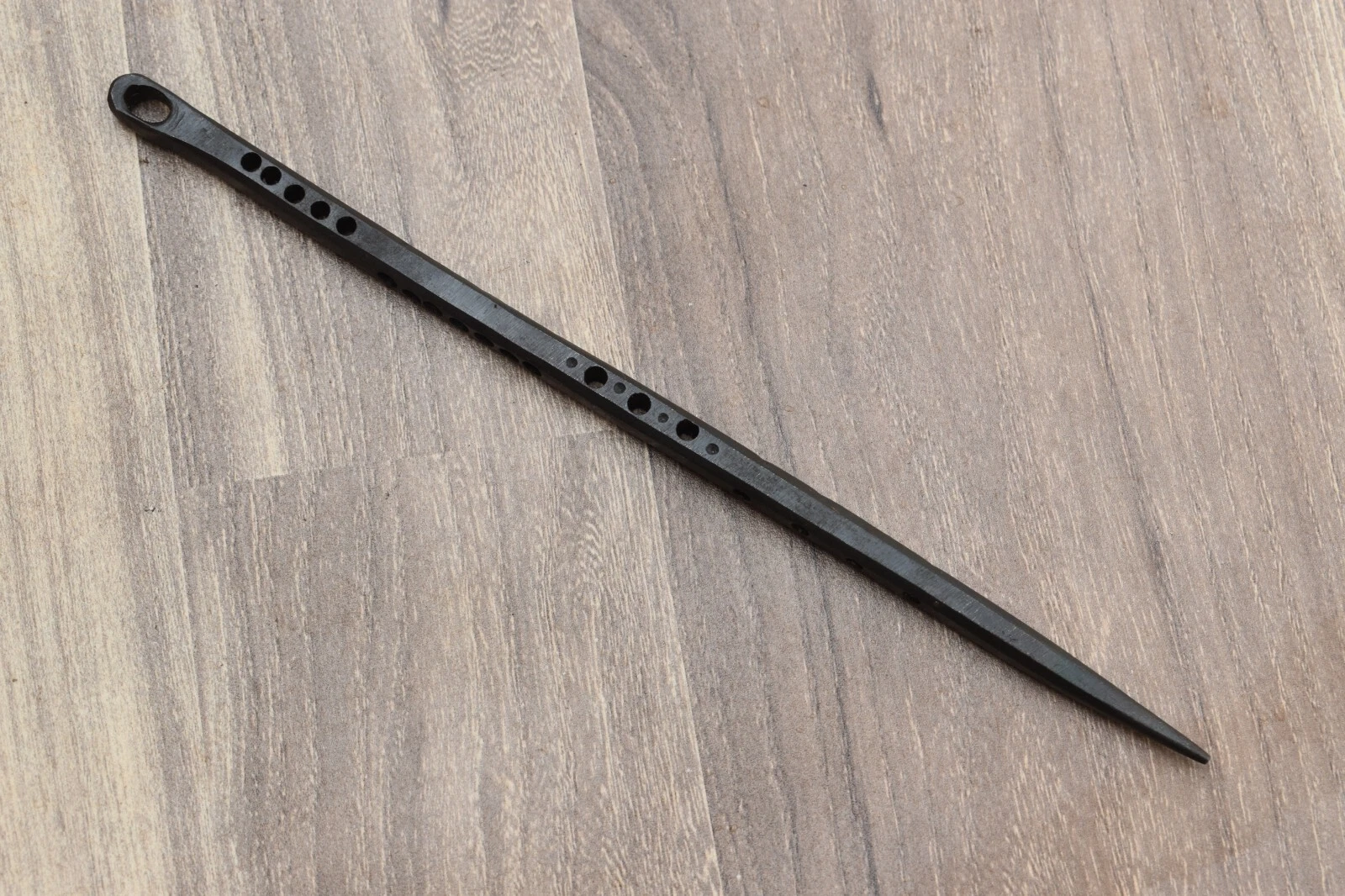 Vintage blacksmith hand forged iron spike fid spiral sailing boating tool 8.5"