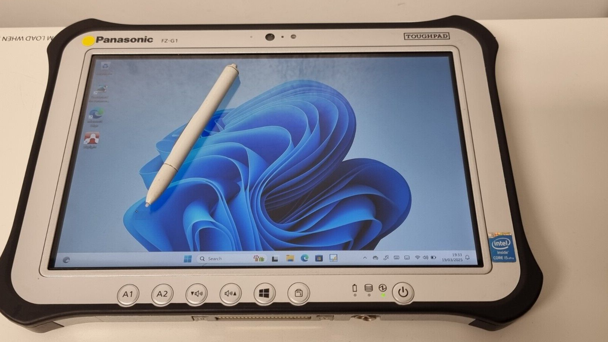 Panasonic TOUGHPAD 機器名称:FZ-G1 機種品番:FZ-G1R3000VJ CPU:i5