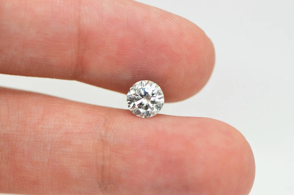 Round Shaped Loose Diamond F/SI1 Polished Certified Natural Enhanced 1.01 Carat - Image 2 of 4