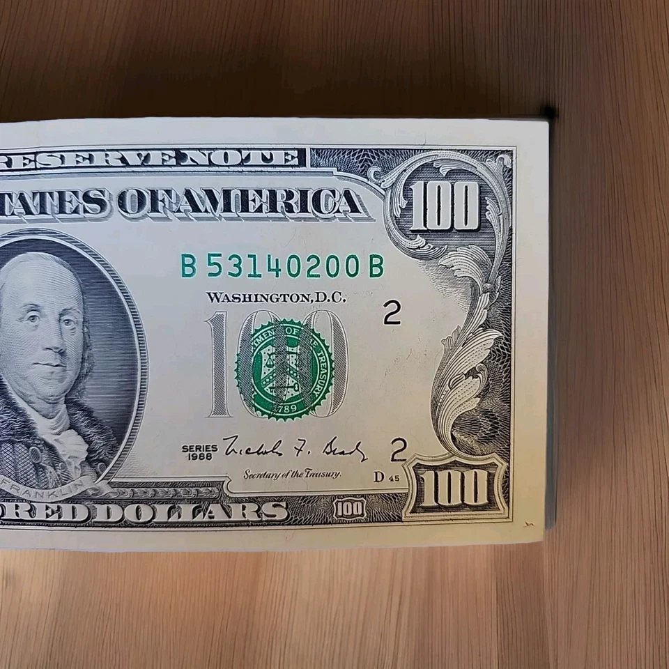 Fancy $100 Hundred Dollar Vintage Bill 1988 B District New York Very Cool Rating - Image 2 of 4