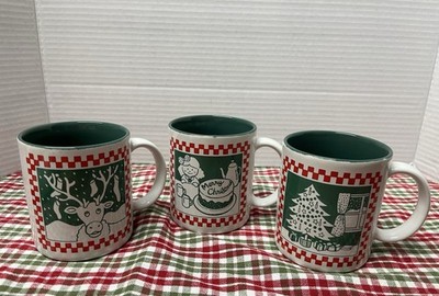Vintage Set (3) Bialosky Japan Christmas Tree Reindeer Mugs Red, White, Green