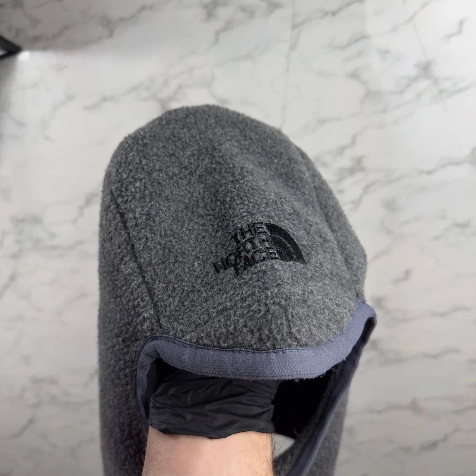 Vintage flece balaclava Tne North Face good condition gray color