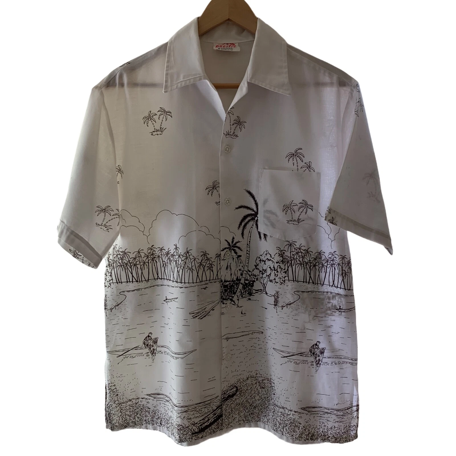 Pacific Garments M Vintage Mens Hawaiian Aloha Shirt Palm Tree Made in Fiji