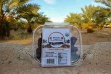  2ea 1LB FANCY FRESH ARIZONA GROWN ORGANIC MEDJOOL DATES  RANCHO LAS NOVIAS.