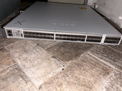 Cisco Catalyst C9500-40X-A  40 Port Network Switch w/  C9500-NM-8X Module