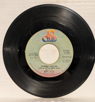 45 ~Barry White: ''I'm Gonna Love You Just A Little More Baby'' 1973 (VG)