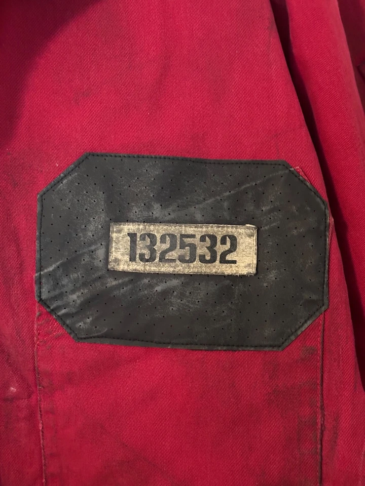 AUTÉNTICO Battlestar Galactica Prisionero PANTALLA USADO Disfraz utilería con certificado de autenticidad propworx Foto 3 de 4