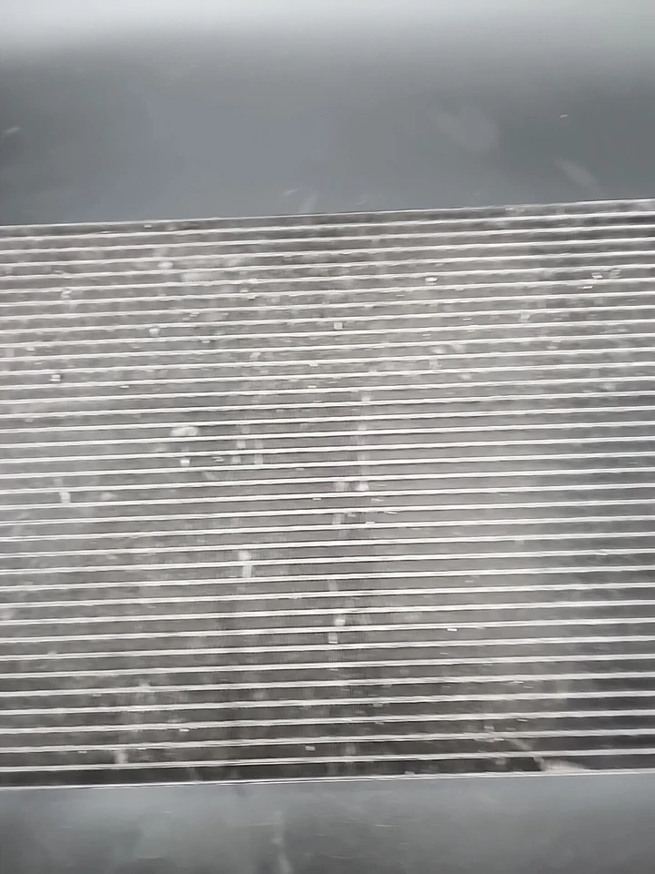 Audi TT 1999-2002 - Condensador de CA 1J0820411D LP37 Foto 3 de 4