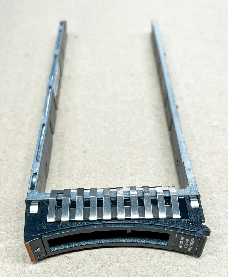 IBM FC 5887 Enclosure 98Y3807 00E6077 15x Empty Caddys 2x 74Y9480 Controller Mod - Image 4 of 4