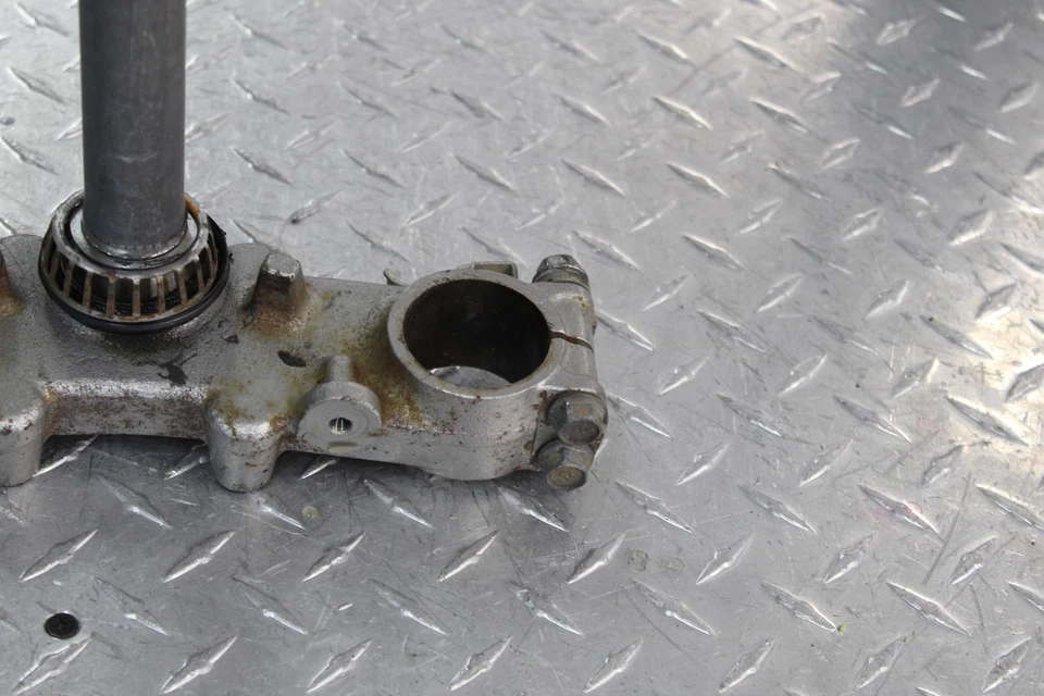 Kawasaki KLR650 2008 horquilla delantera abrazadera triple árbol vástago Foto 3 de 4