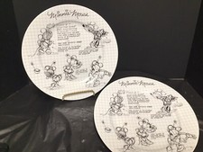 Disney Parks Sketchbook Minnie Mouse Dinner Plates Black & White 10.5" Lot of 2