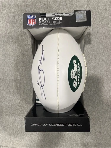 Sam Darnold SIGNED New York Jets  Football