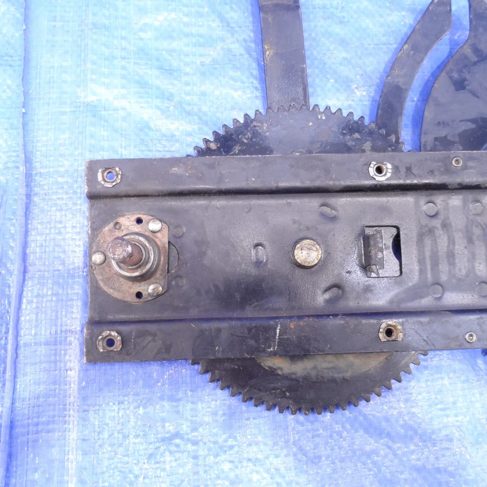 Window Regulator 1935-1936 Plymouth Deluxe 1935-36 Dodge DeSoto Chrysler 714132 - Image 3 of 4