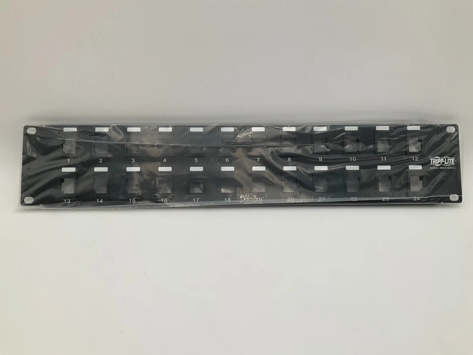 Tripp Lite 24 Port Rack Mount Blank Keystone Patch Panel Cat5e/6 N062-024-KJ NEW - Image 3 of 4