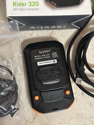 Bryton Rider 320E Computer Ciclo GPS - Display 2.3", 72 Funzioni, Notifiche Smart, Nero - Foto 9